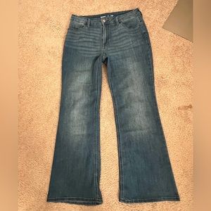 Old Navy flares yes indeed